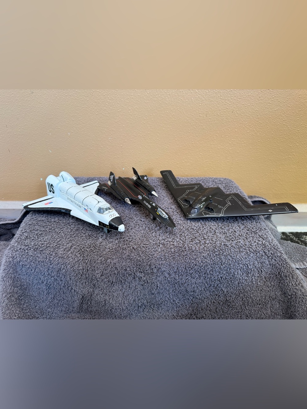 Pull back Air-force toy planes